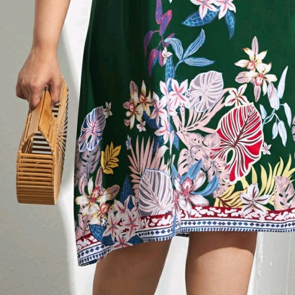 NEW Plus Floral Tunic Dress - Picture 5 of 9